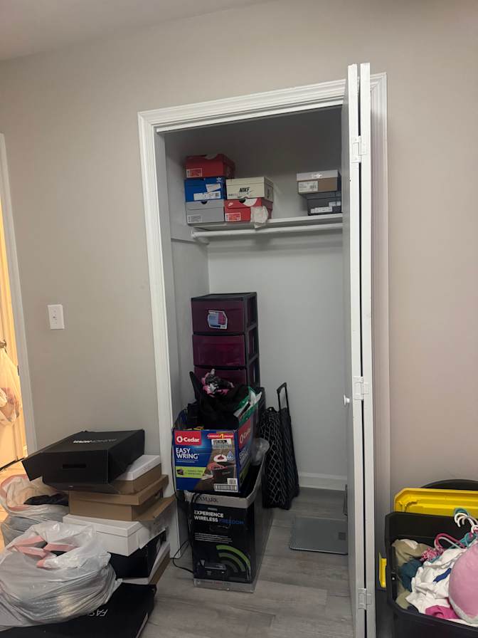 Thelma's room