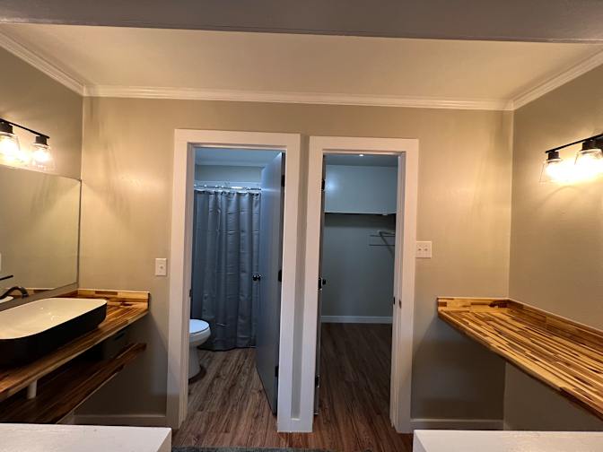 Darren Phillips's room