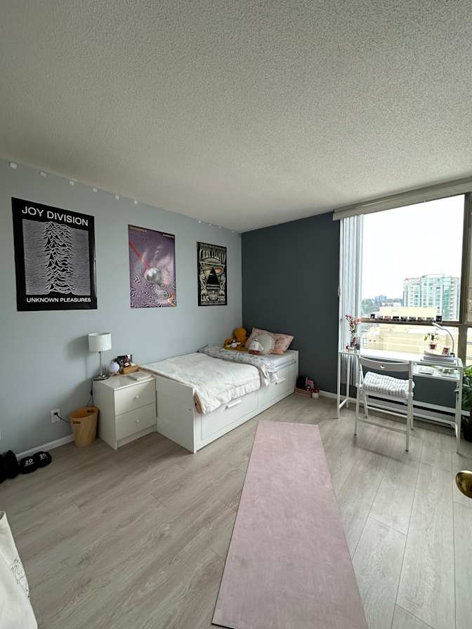 Cayley's room