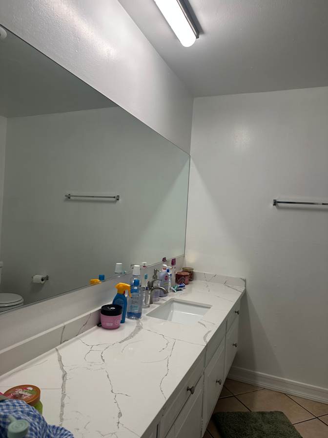 Kaya's room