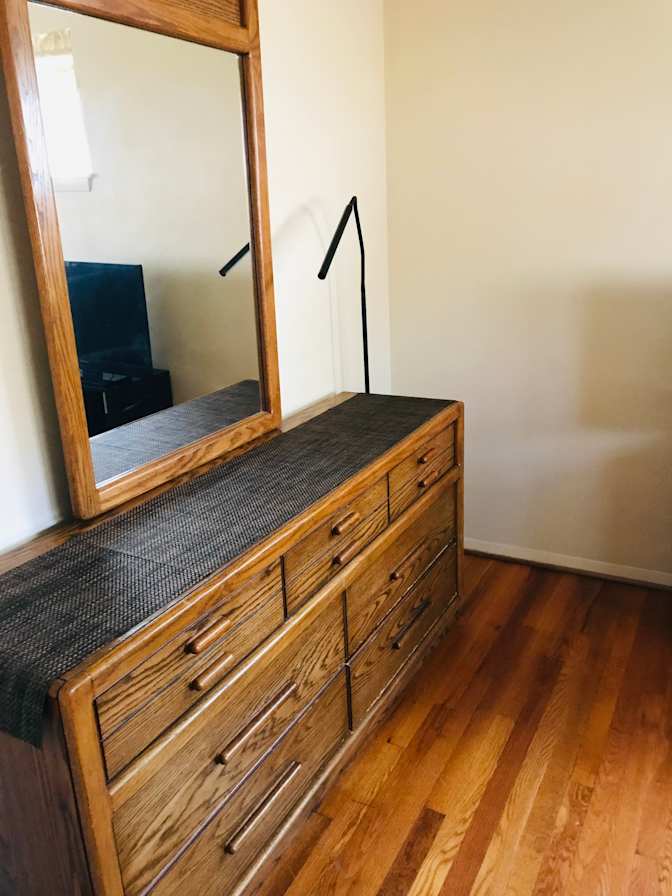 Lynn's room