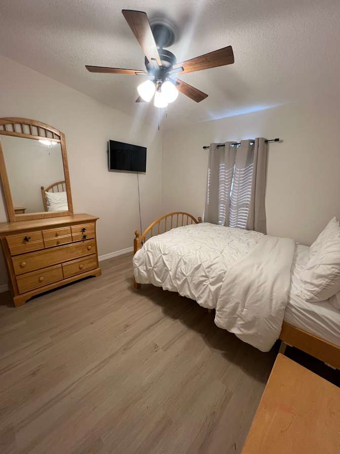 Franjelys's room