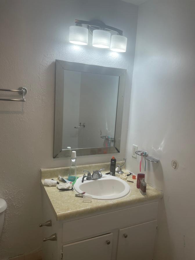 Abbas's room