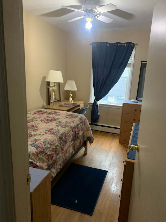Linda's room