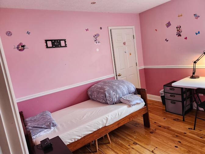 Ven's room