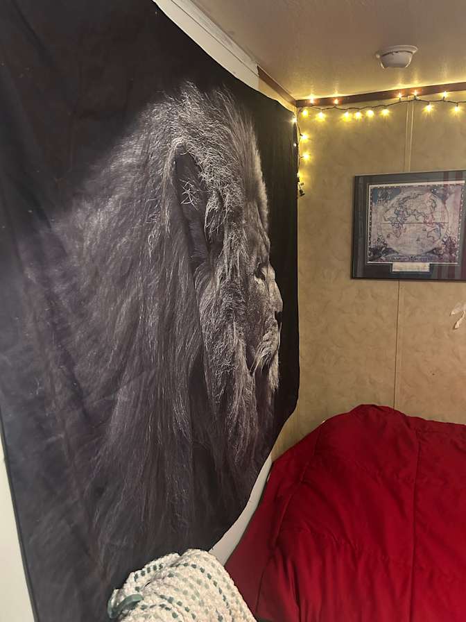 Rena's room