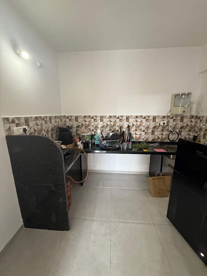 Dheeraj Khadapkar's room