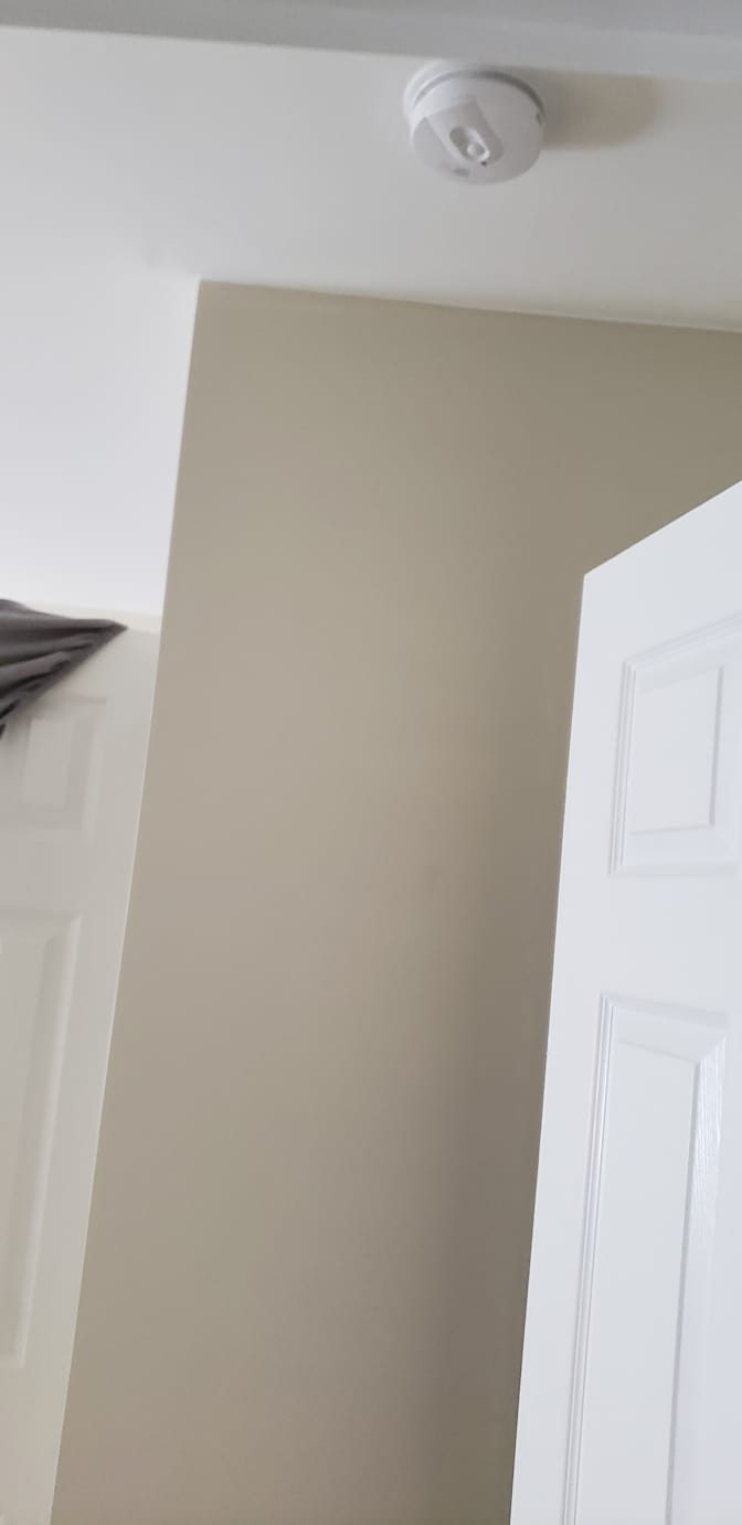 Kwovi's room
