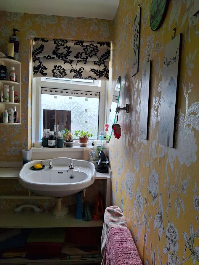 Sandy's room