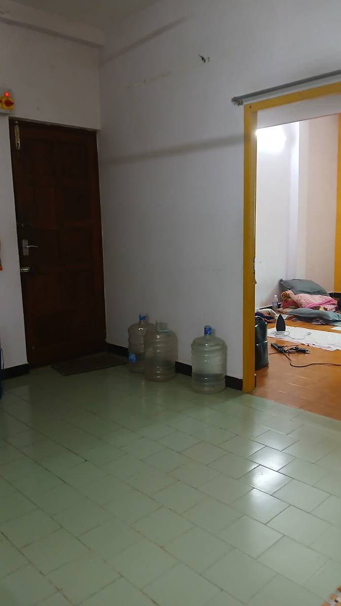 Elambirai's room