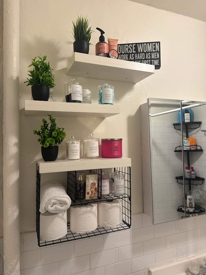Eriadna Vasquez's room