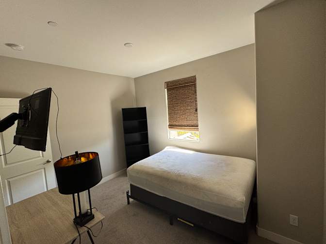 London's room