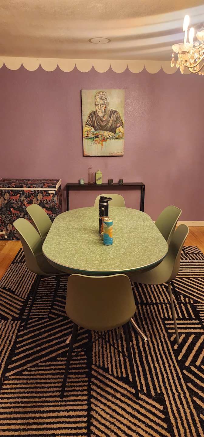 Giselle's room