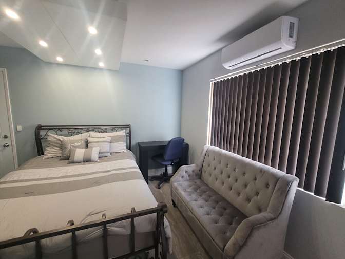 Ana's room