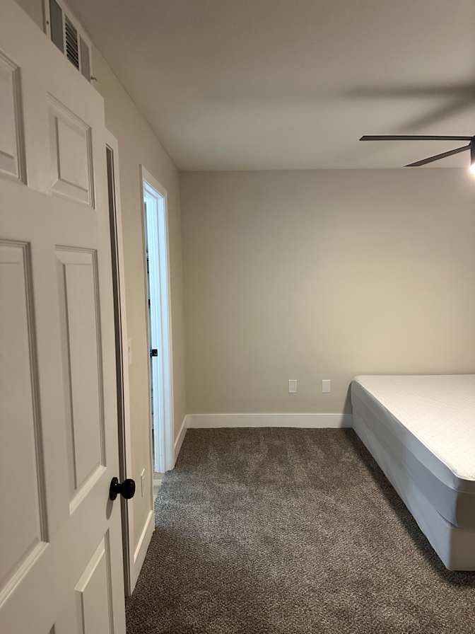 Mladen's room