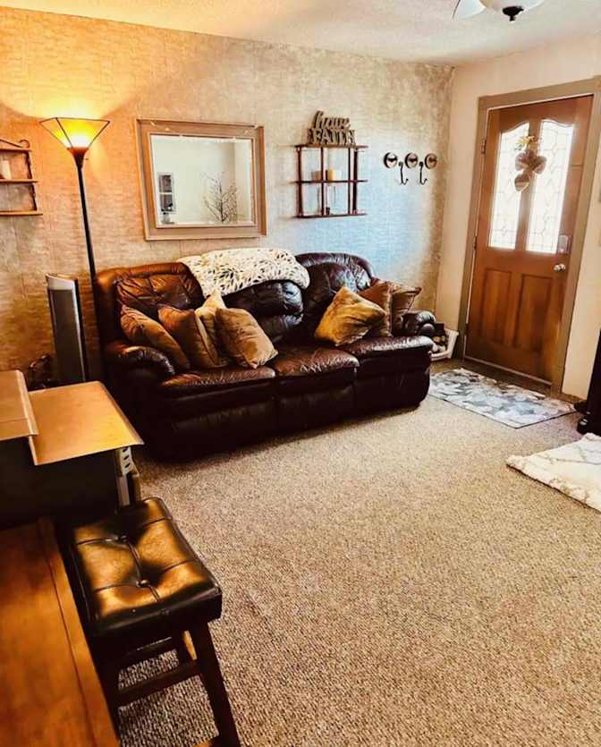 Carolyn M Milks's room
