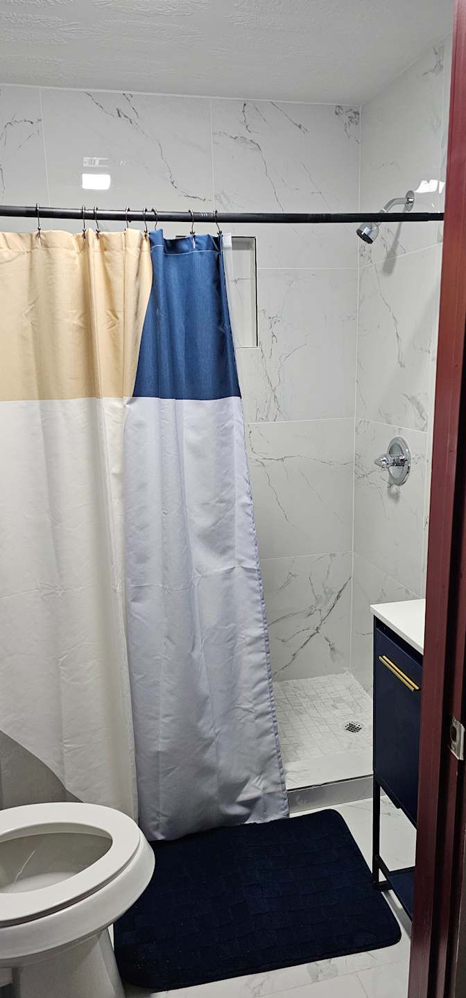 Corporate Heir's room
