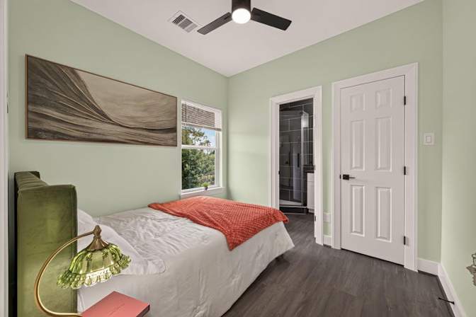 Cindy's room