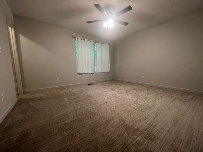 KathleenSam's room