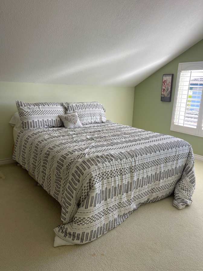 Courtney's room