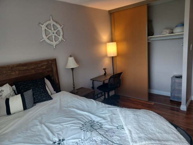 Darlene's room