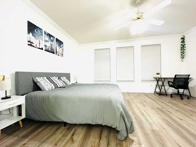 Vivian's room