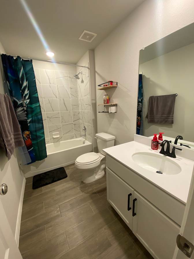 Lamar's room