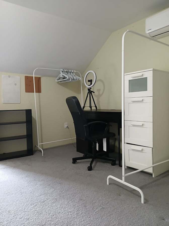 Iris's room