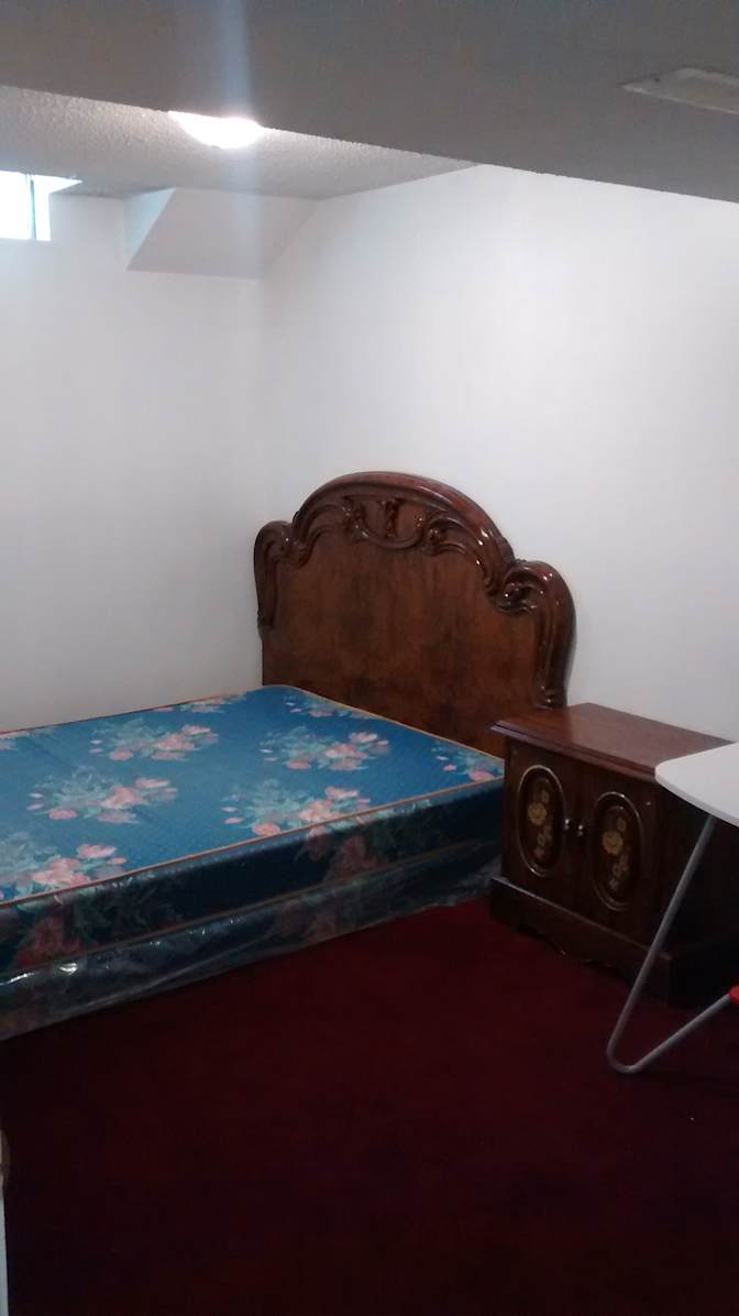 Sue Lee's room