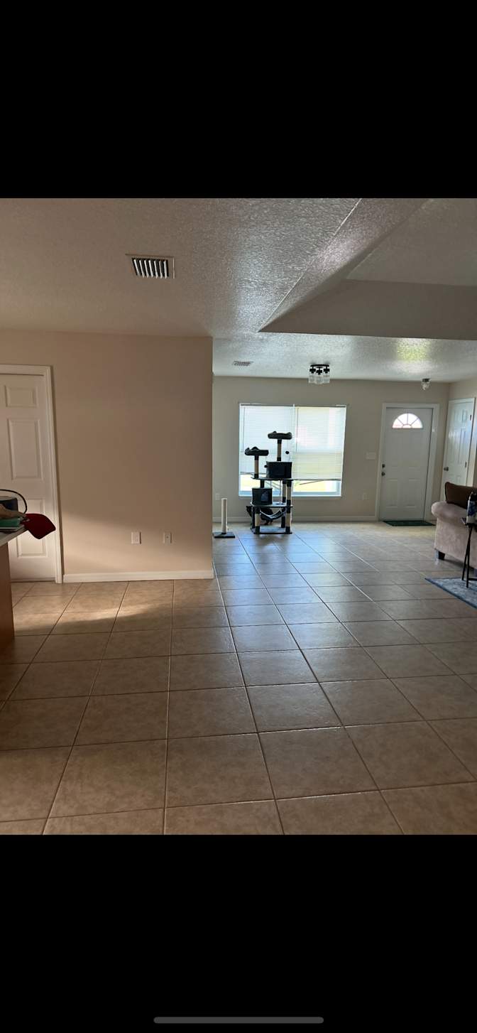 Evelyn's room