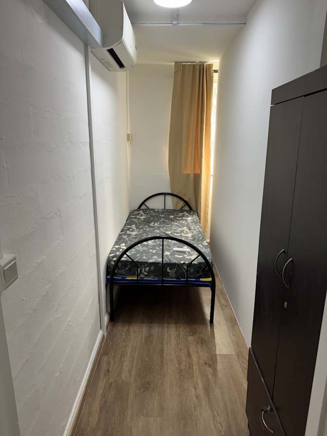 Francis Oh's room