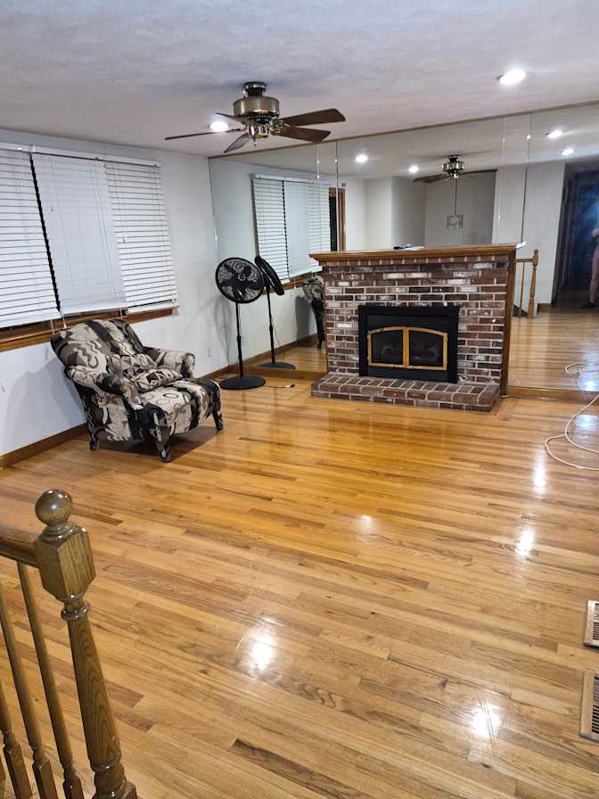GAETANO James Ternullo Jr's room