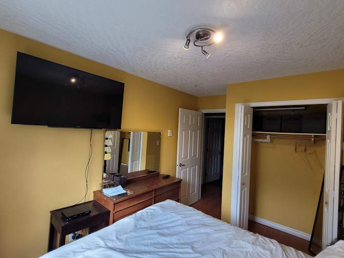 Sean N Kelly's room