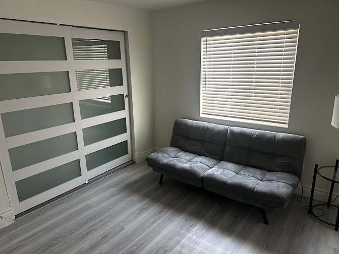 Mo's room