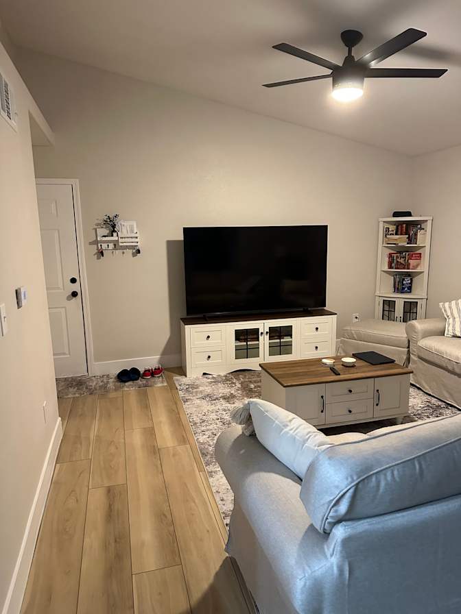 Mladen's room