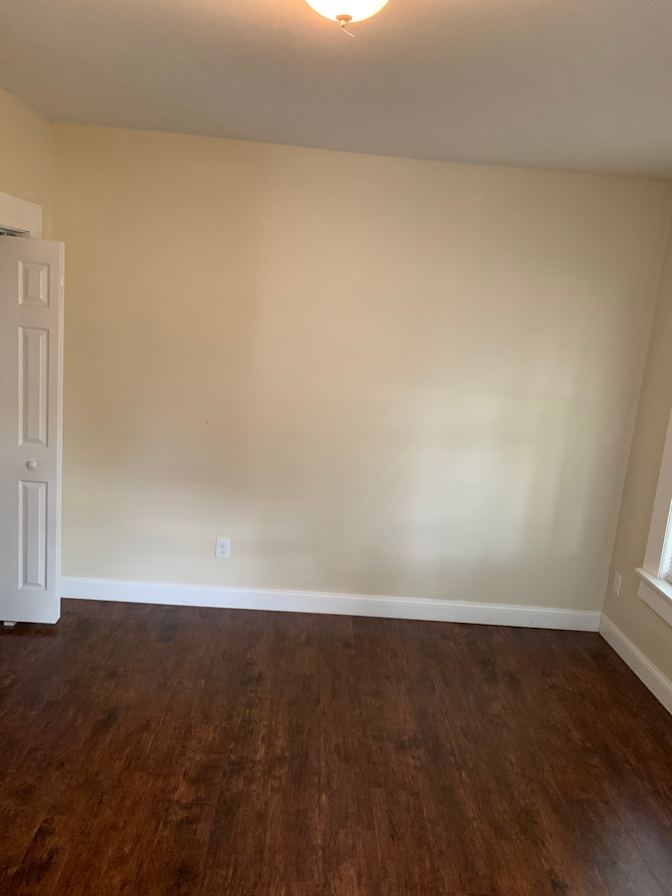 ChrisGal's room