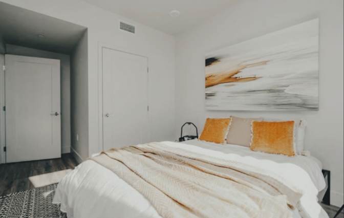 Royce's room