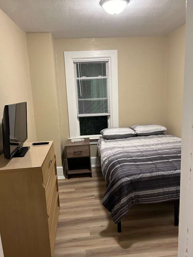 Asia Molex's room