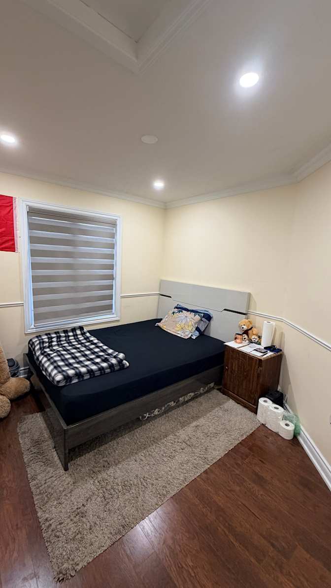 Inder's room