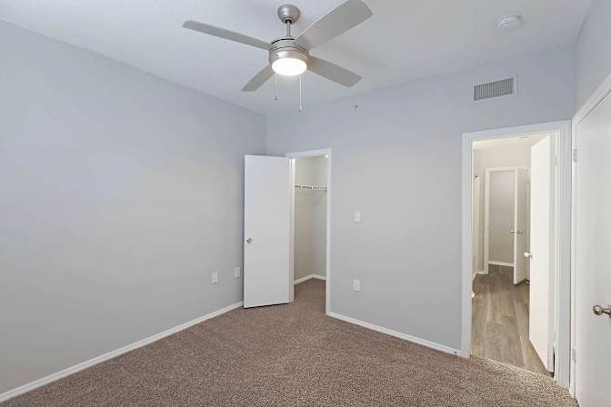 Thomas's room