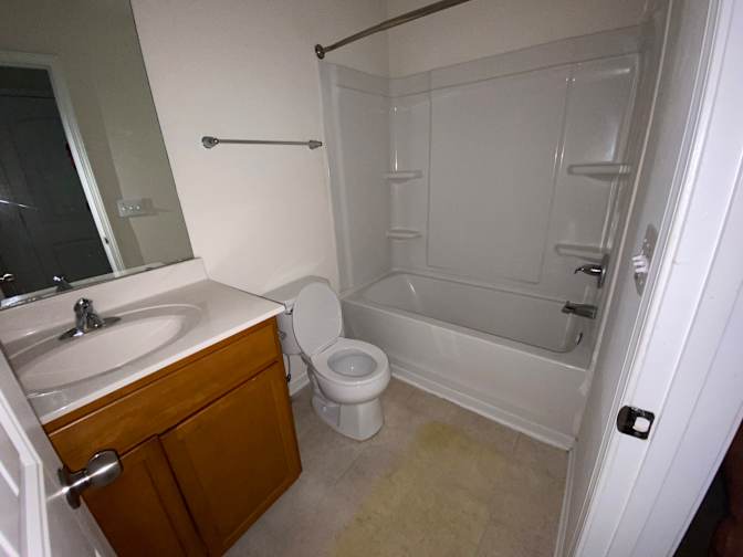 Alcove Rooms's room