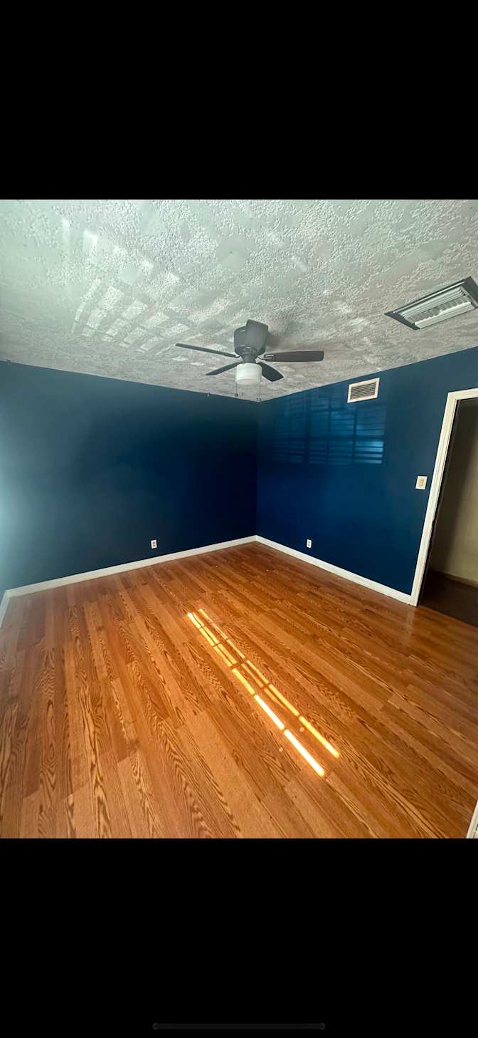 Howard's room