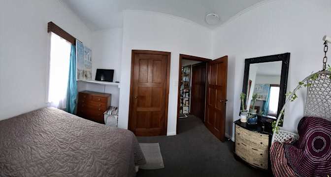 Lee's room