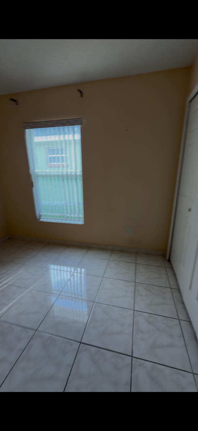 Tarhan's room