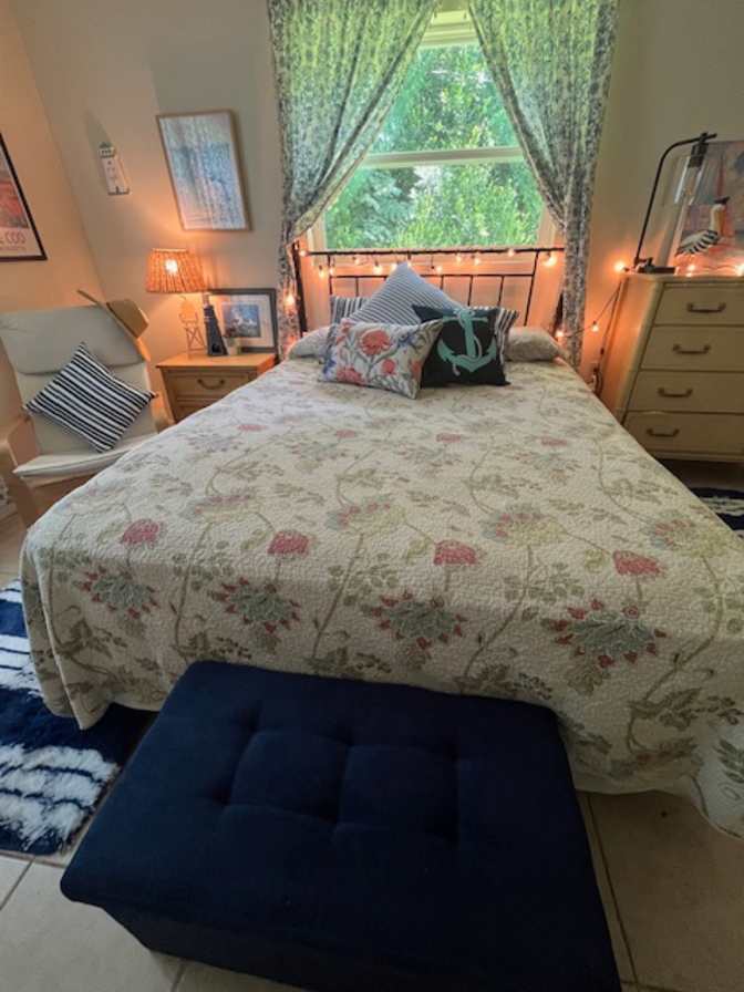 Lisa's room