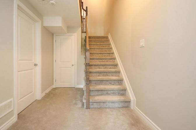 Rent In Ottawa Property Management Inc's room