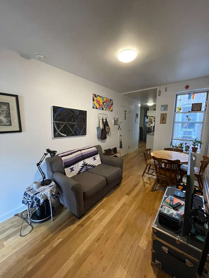 Melissa Bongarzone's room