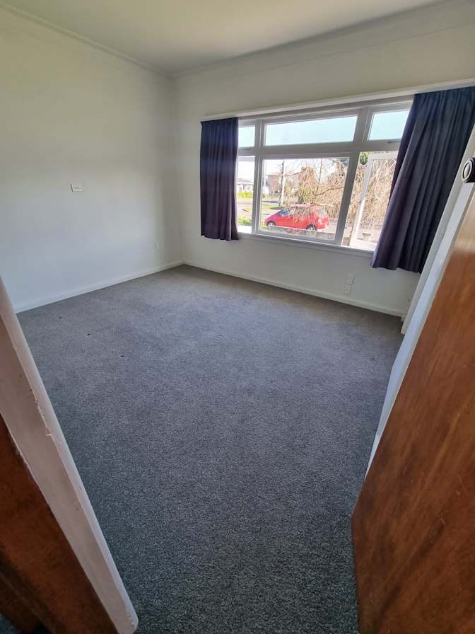 Karen's room