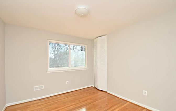 Cuong's room