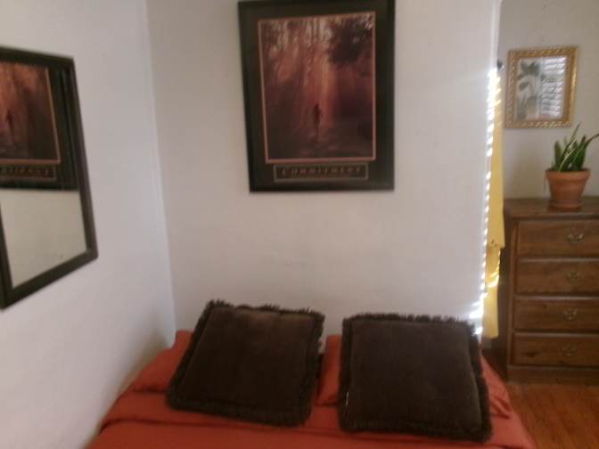 DONALD C MUSE's room